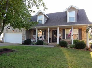 1560 Cedar Springs Cir, Clarksville, TN 37042