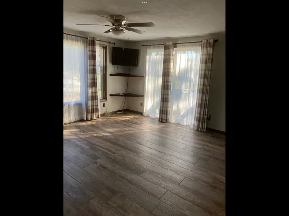 20079 Cinder Rd, Interlochen, MI 49643