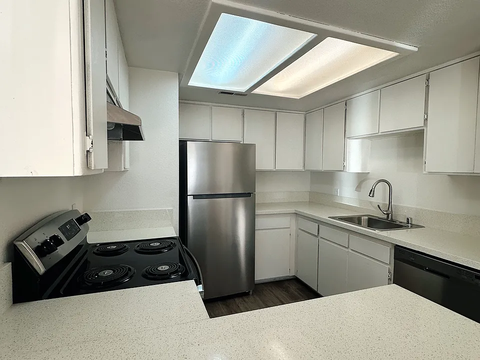 Cameo Village Apartments