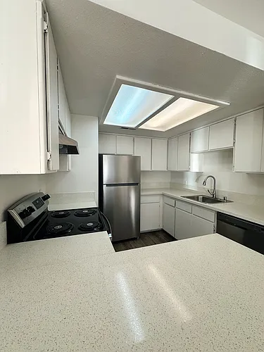 Cameo Village Apartments Photo 1