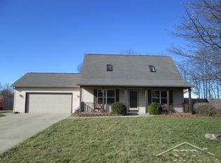 1213 Oakdale Cir E, Freeland, MI 48623