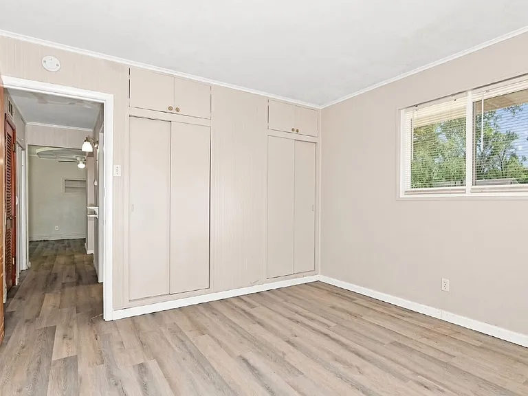 836 Lebon Dr — Photo 8