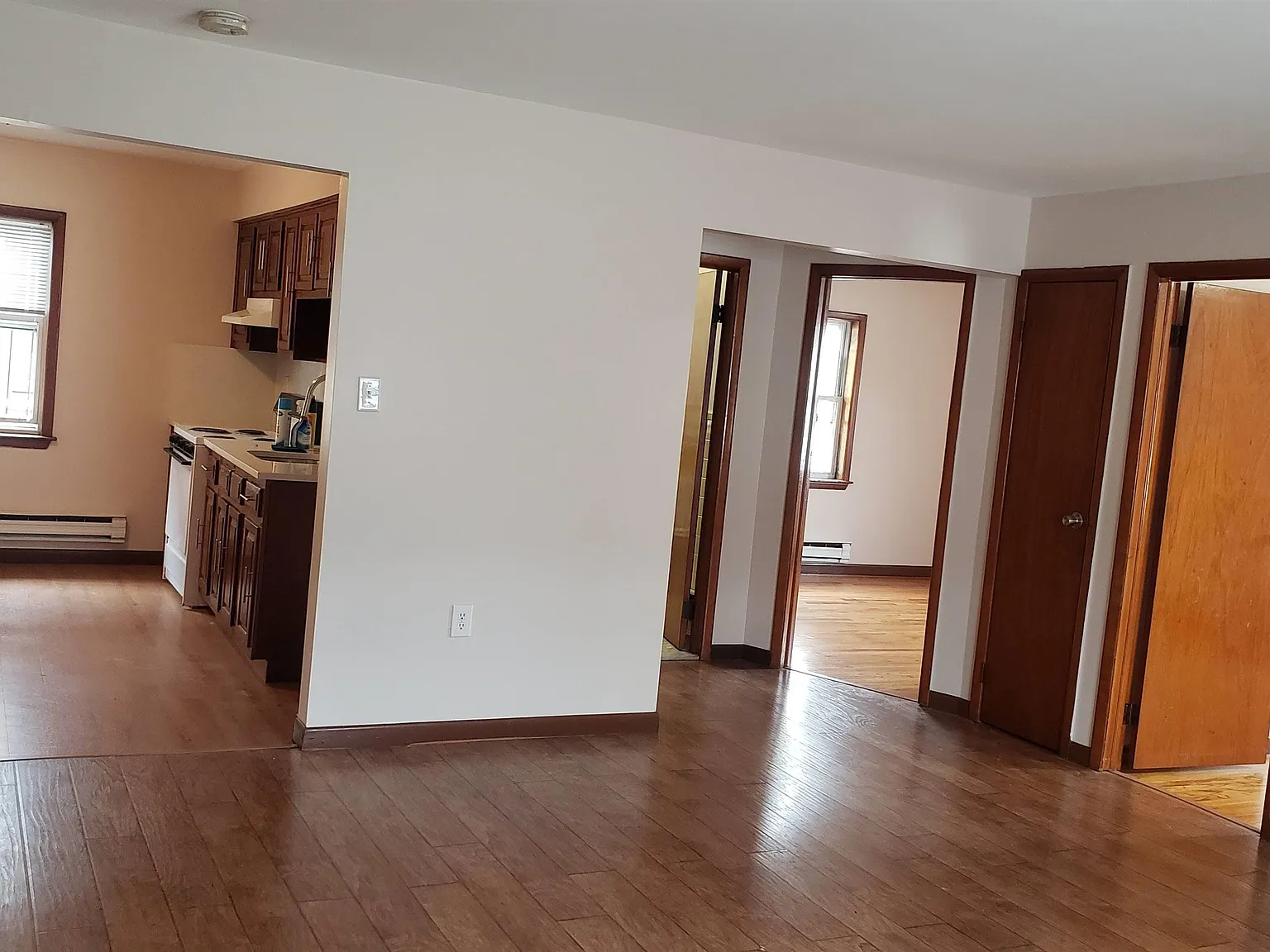 2 bed, 1.0 bath, $2,000 — Photo 4