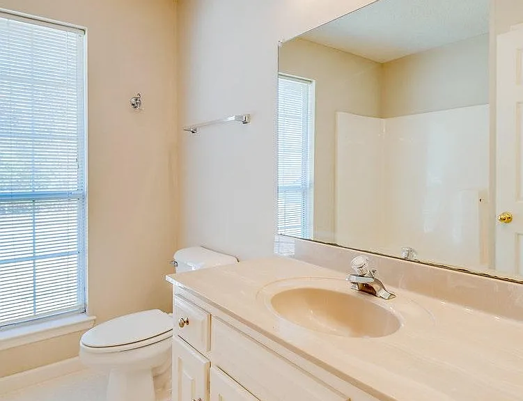 8804 Pebble Creek Rd — Photo 8