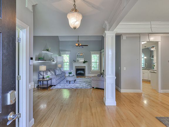 4th image of 5214 Stonewood Dr