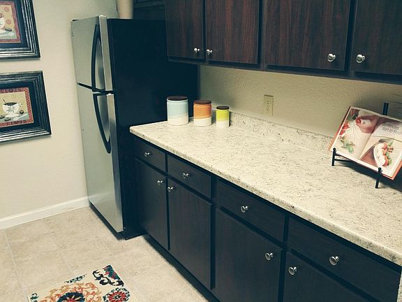 5th image of 10802 Greencreek Dr #209