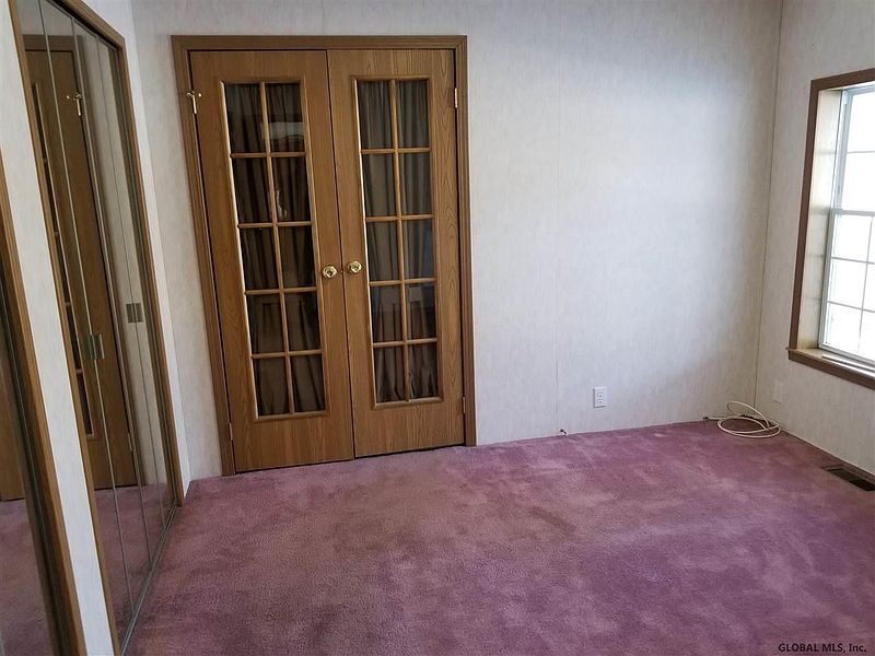 4th image of 55 FISHLAKE Avenue