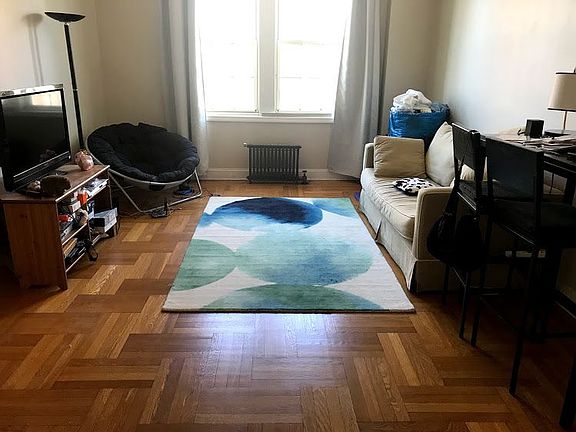 5th image of 677 W End Ave APT 14C