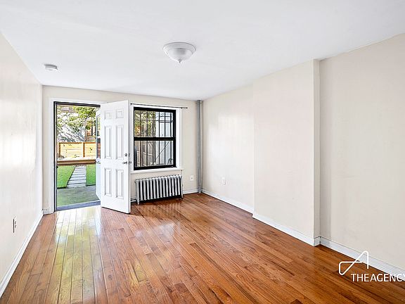 2nd image of 1077 Bergen St #1A