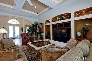 2nd image of 22481 Glenview Ln
