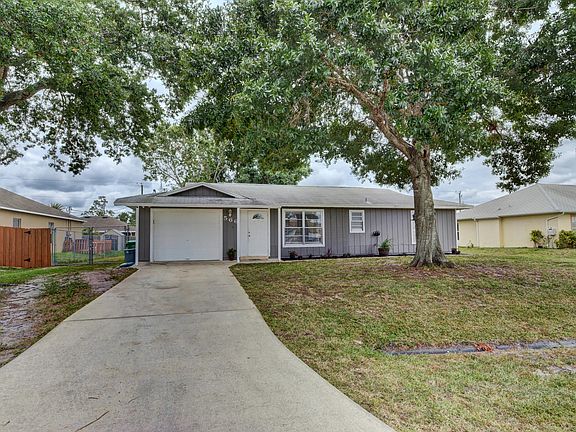 2nd image of 566 SW Ester Avenue