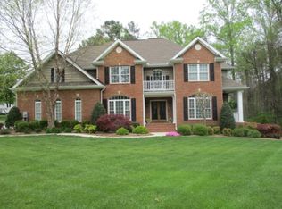 1001 Peregrine Way, Dalton, GA 30721