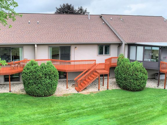 4th image of 2073 Lakeview Dr