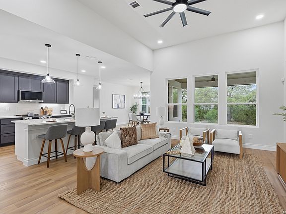 5th image of 860 Rayner Ranch