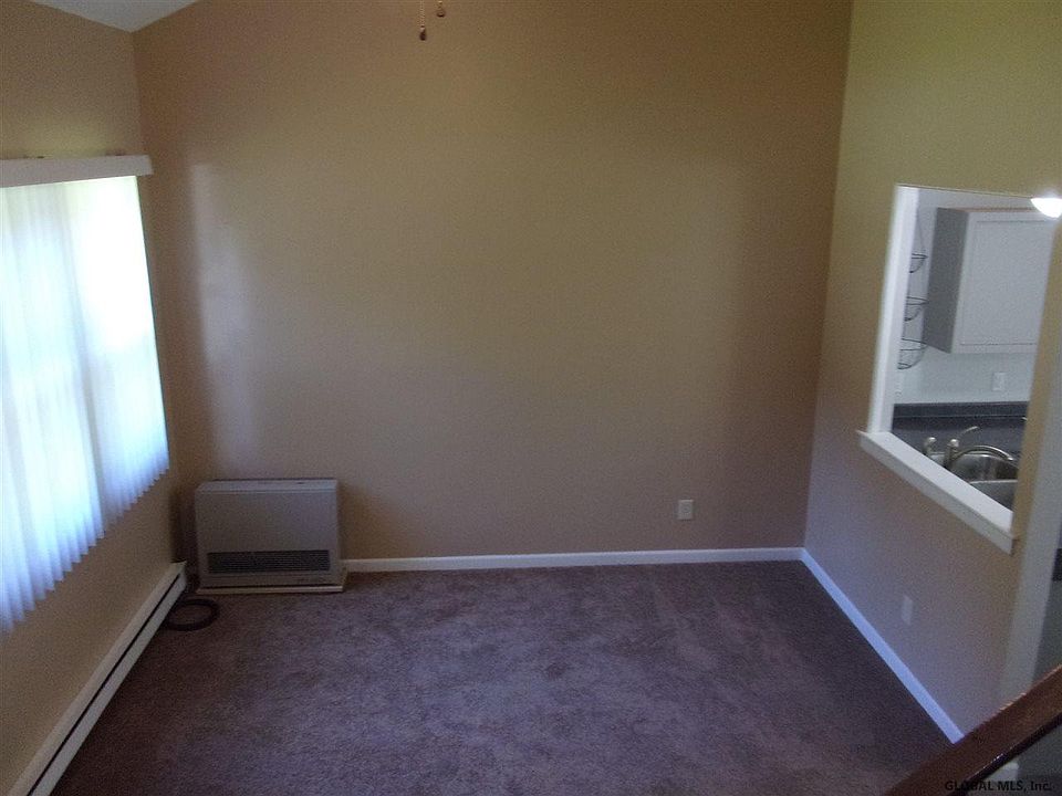 2nd image of 89 Pepperbush Pl