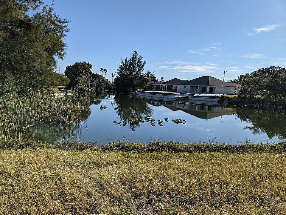 2nd image of 108 SW 12th St