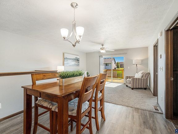 5th image of 406 Macey Ave #A