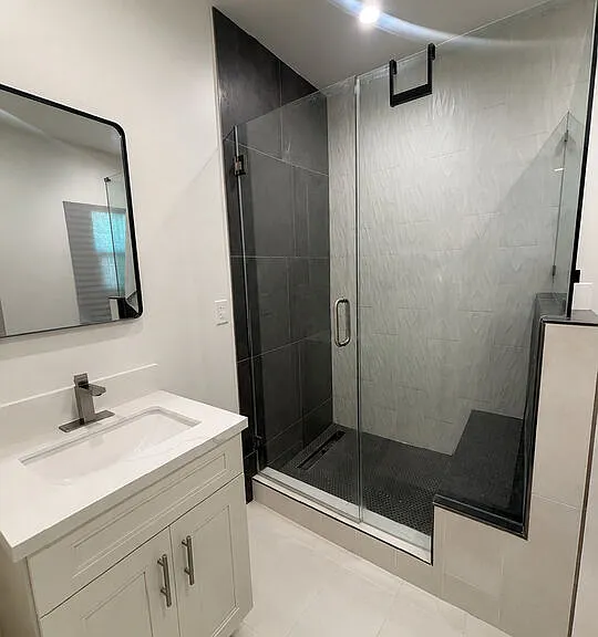 5337 Deane Ave — Photo 4