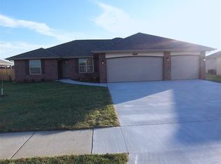 2126 E Haley St, Republic, MO 65738