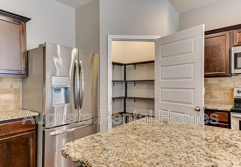 5060 Vine Ln — Photo 17