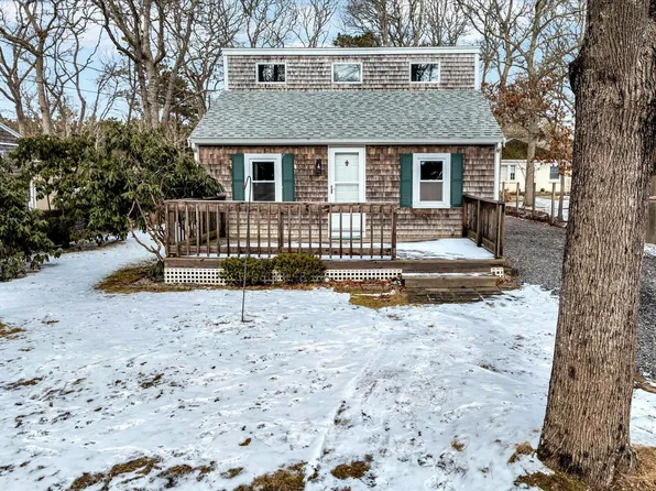 28 Avalon Drive, East Falmouth, MA 02536