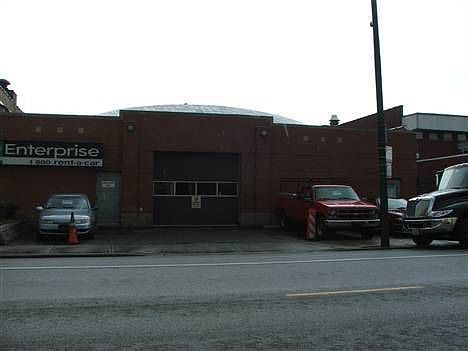 1st image of 4860 N Elston Ave