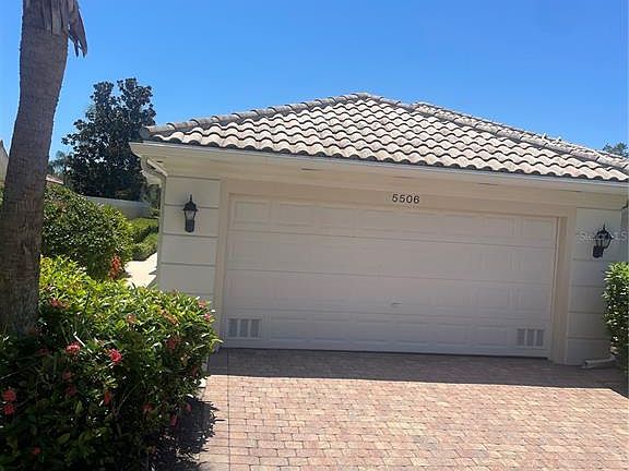 3rd image of 5506 Modena Pl
