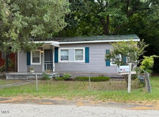 113 S 4th St, Spring Lake, NC 28390