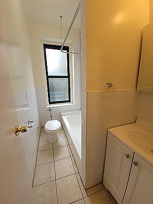 5th image of 590 Parkside Ave #10