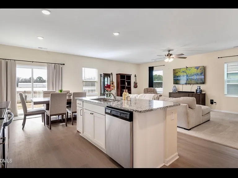 43 Molly Mac Ln — Photo 6