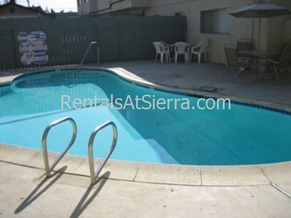 Winnetka pool