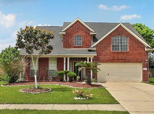 1923 Wellsley Ct, Sugar Land, TX 77498