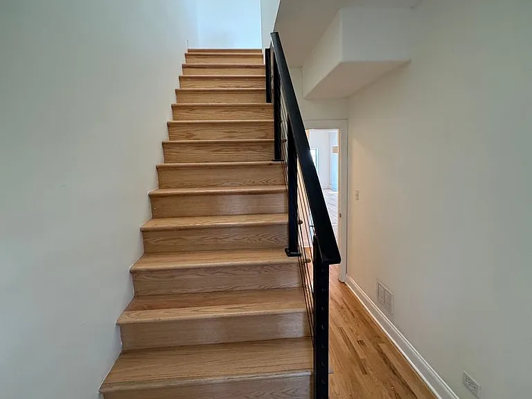 1723 W 17th St — Photo 18
