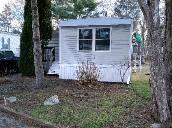 18 C Krzak Rd, North Kingstown, RI 02852