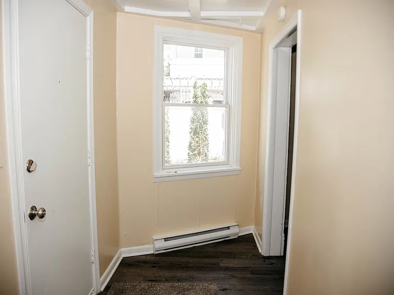 143 N Union St — Photo 4