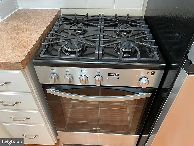 2800 Wisconsin Ave NW #306 — Photo 10
