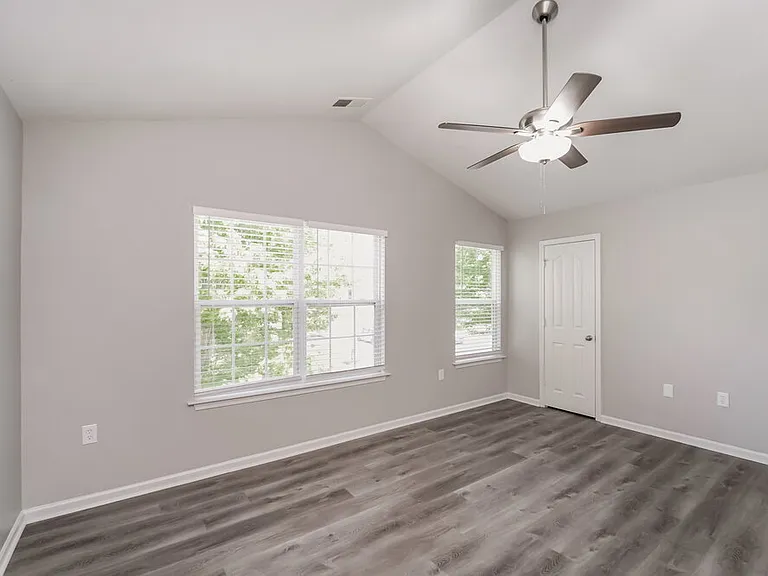 5122 Grays Ridge Dr — Photo 10