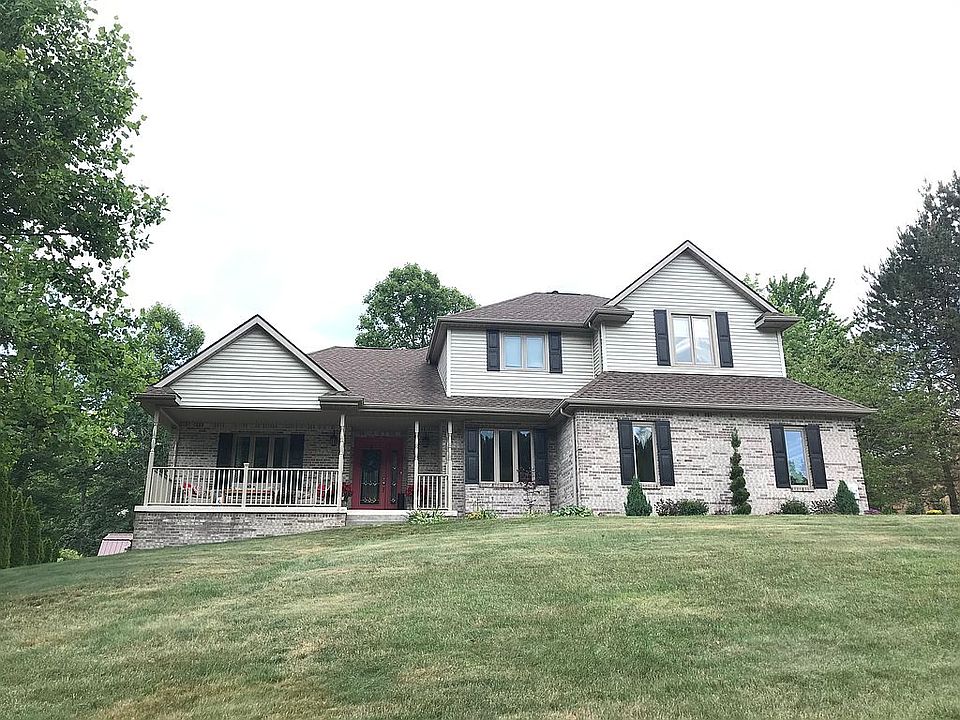 1st image of 113 Magnolia Dr