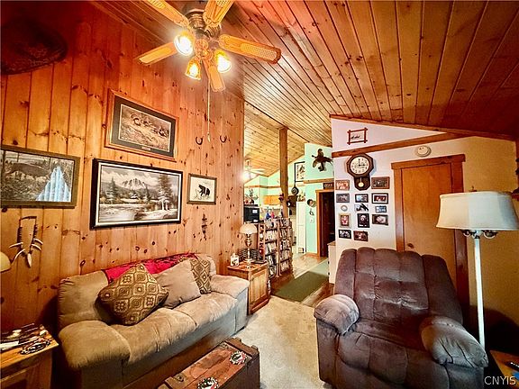 5th image of 1720 Gardner Rd