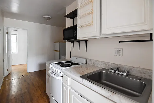 Rented by The Agency | media 26