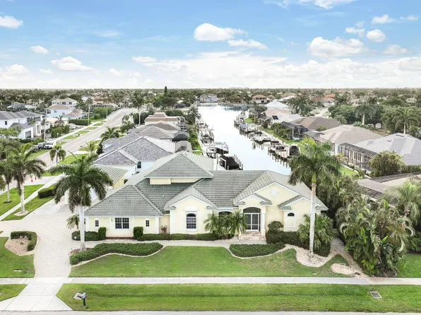 514 N Barfield Dr, Marco Island, FL 34145