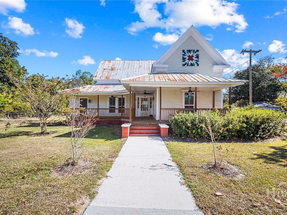 1st image of 295 S Lewis Street