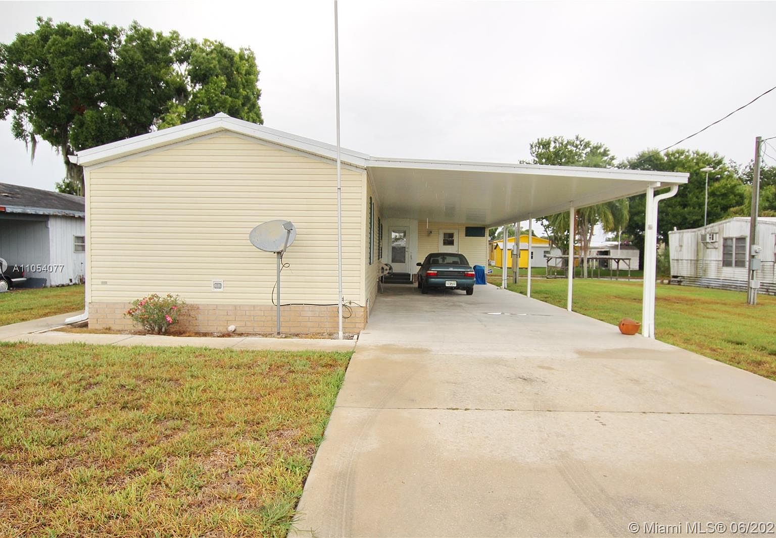 1039 Lime St, Okeechobee, FL 34974 Zillow