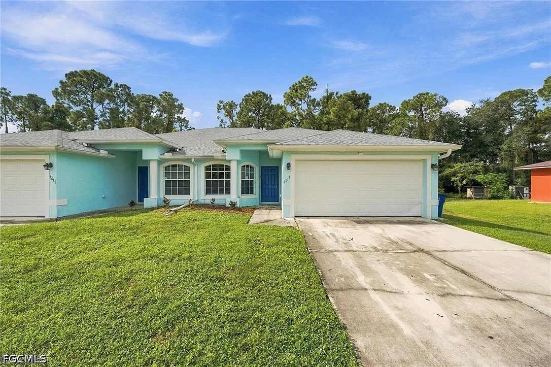 2 bed, 2.0 bath, 1256 sqft, $1,595 — Photo 1