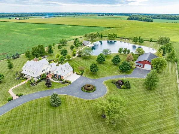 2452 S 200 W, Huntington, IN 46750