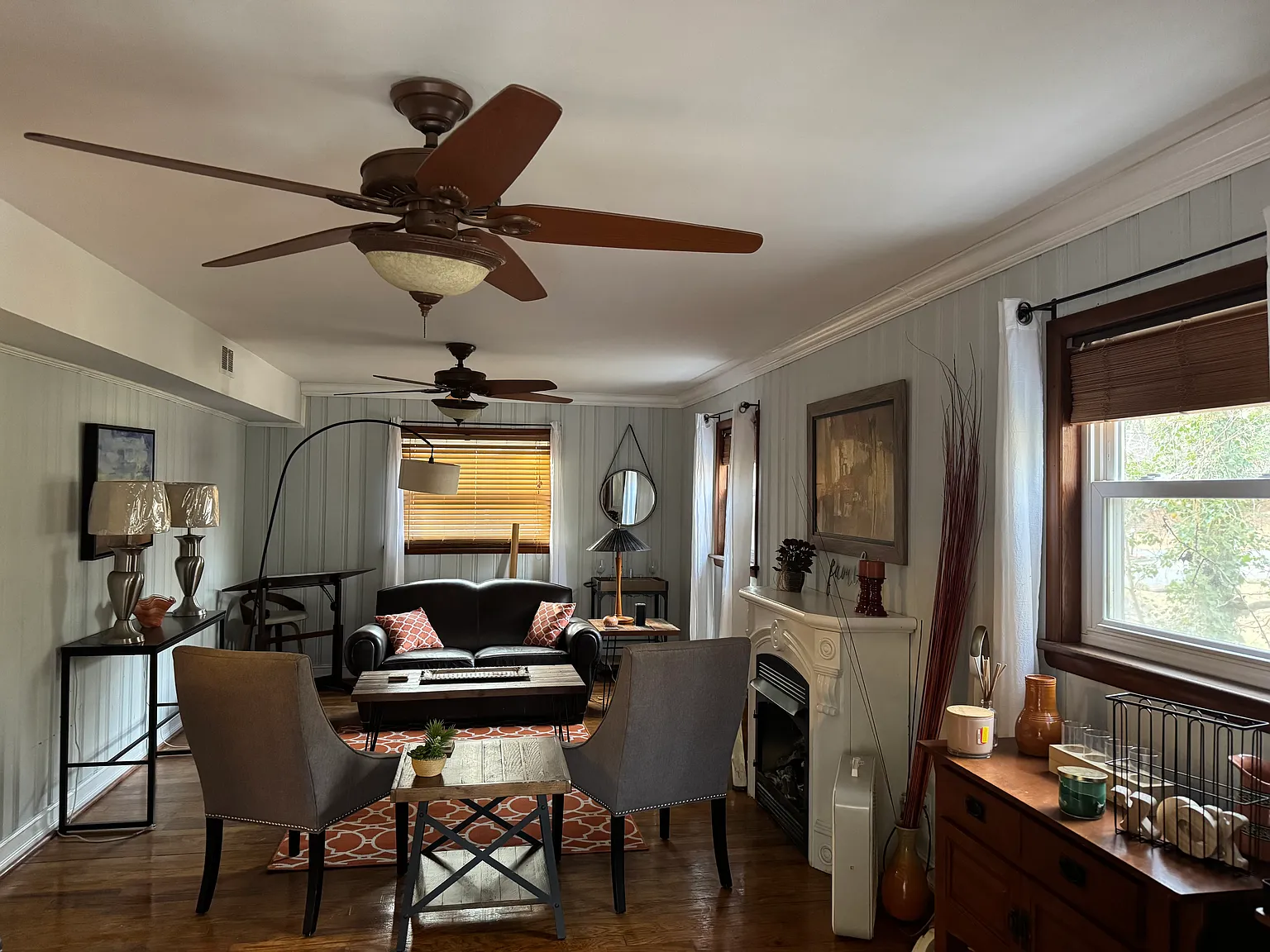 3 bed, 1408 sqft, $1,990 — Photo 3
