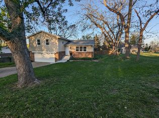 6281 Stephanie Ln, Bellevue, NE 68147