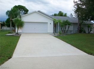 1040 SE 4th St, Cape Coral, FL 33990