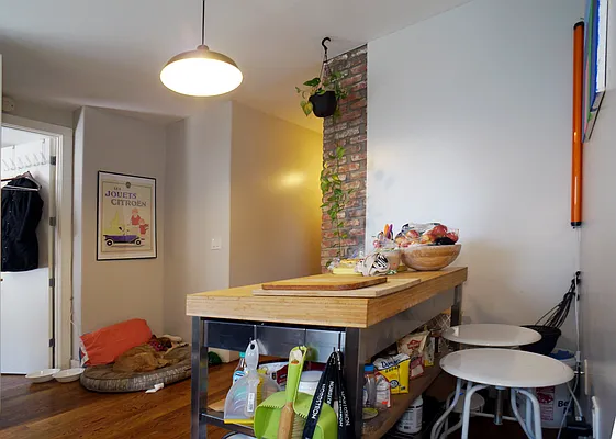 Rented by EXR | media 8