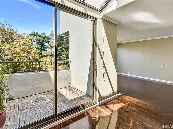 4th image of 154 Lombard St APT 50